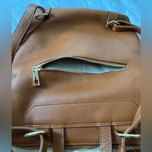 🇮🇹NWT Unica! Firenze Italy supple Leather Backpack OR Tote fits tablets easily - Picture 10 of 16